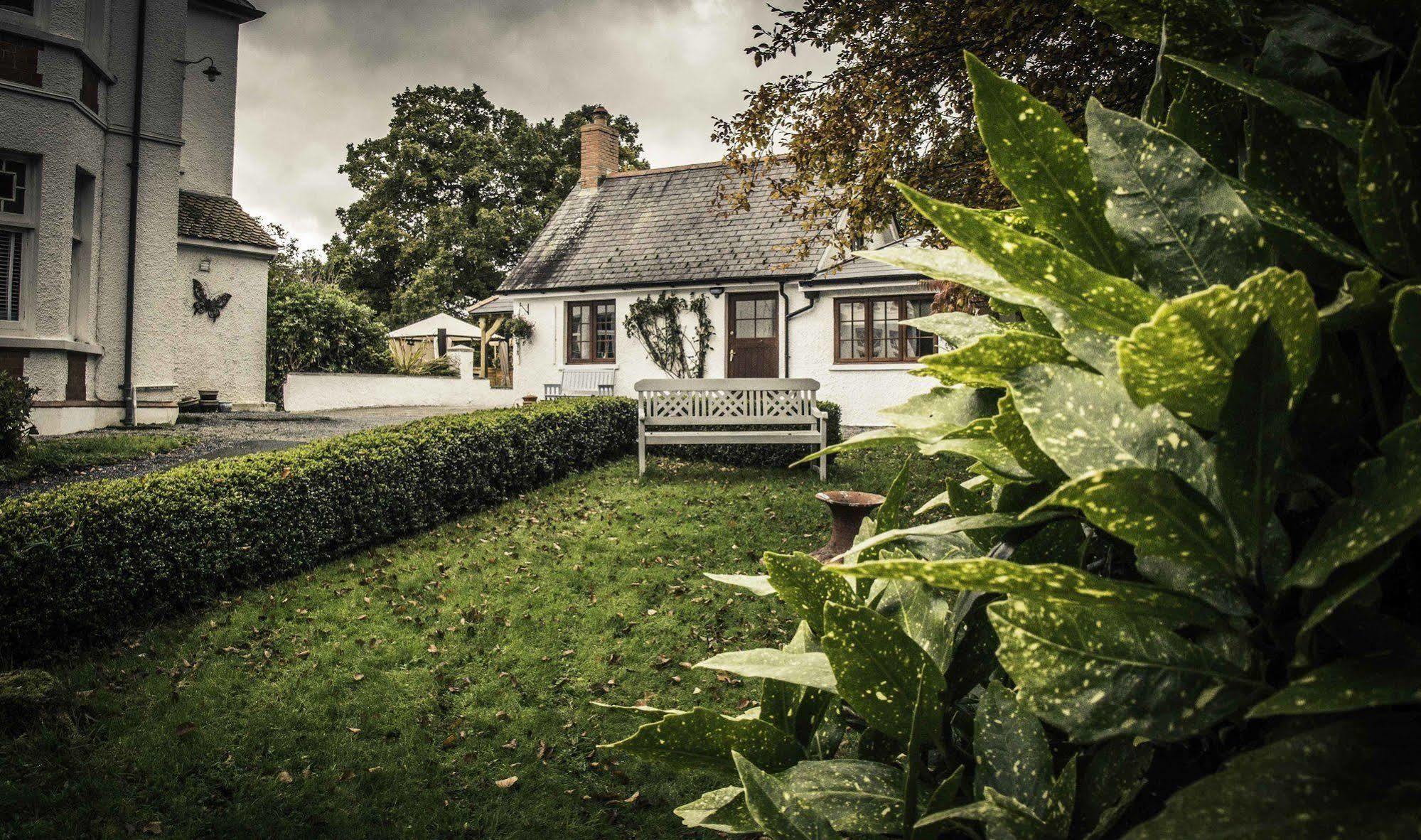 River Mansion Spa Llandysul Extérieur photo